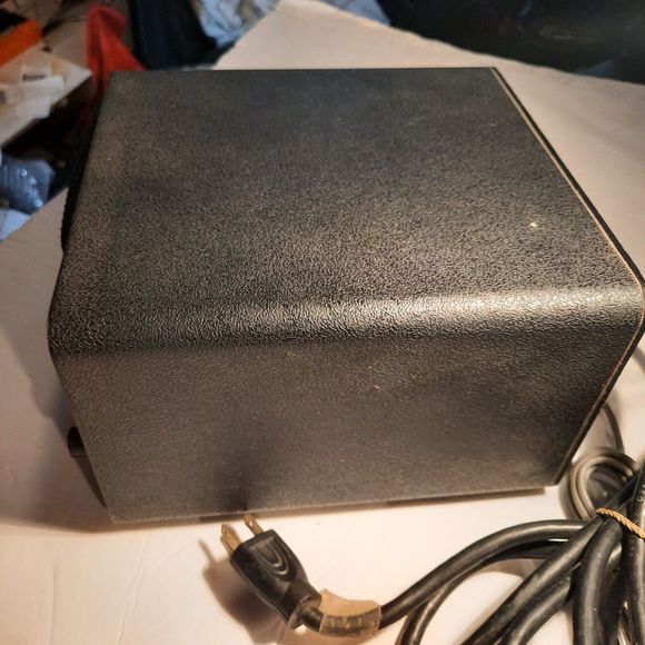 Anchor AN-1000 Powered Monitor - Powers ON, with Speaker Cables - Picture 5 of 13